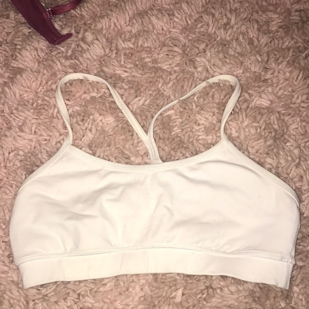 Lululemon white sports bra